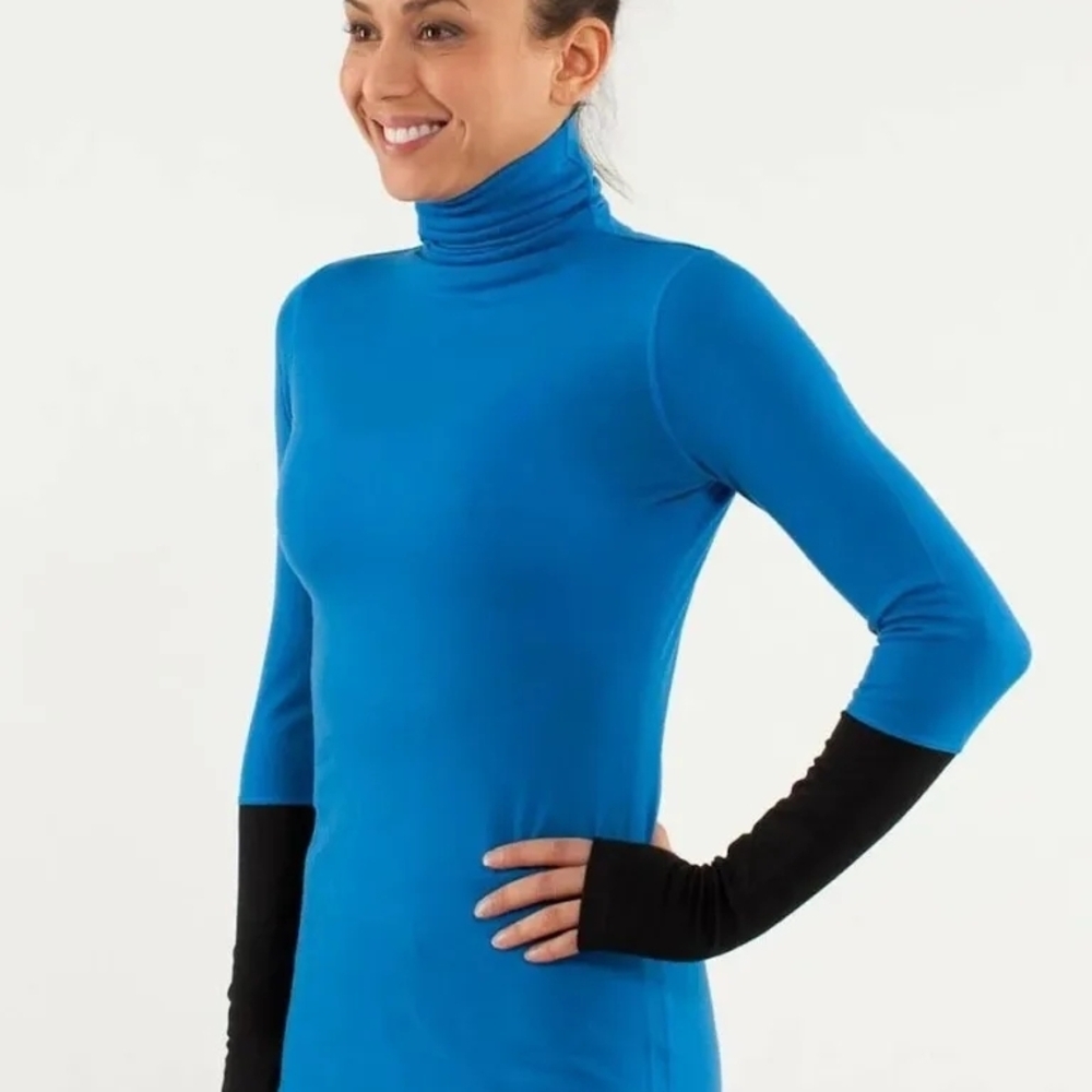 Lululemon Athletica St. Moritz Wool Turtleneck Blue and Black Long Sleeve Top